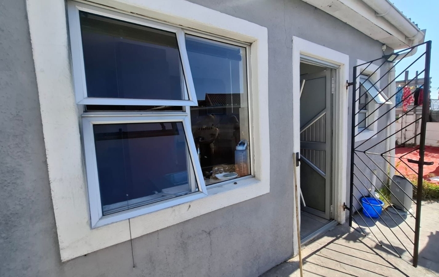 4 Bedroom Property for Sale in Westgate Western Cape